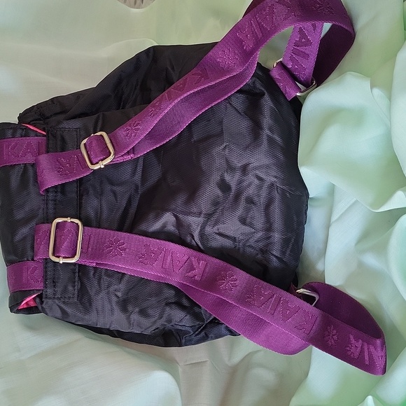 Back pack - Picture 2 of 13